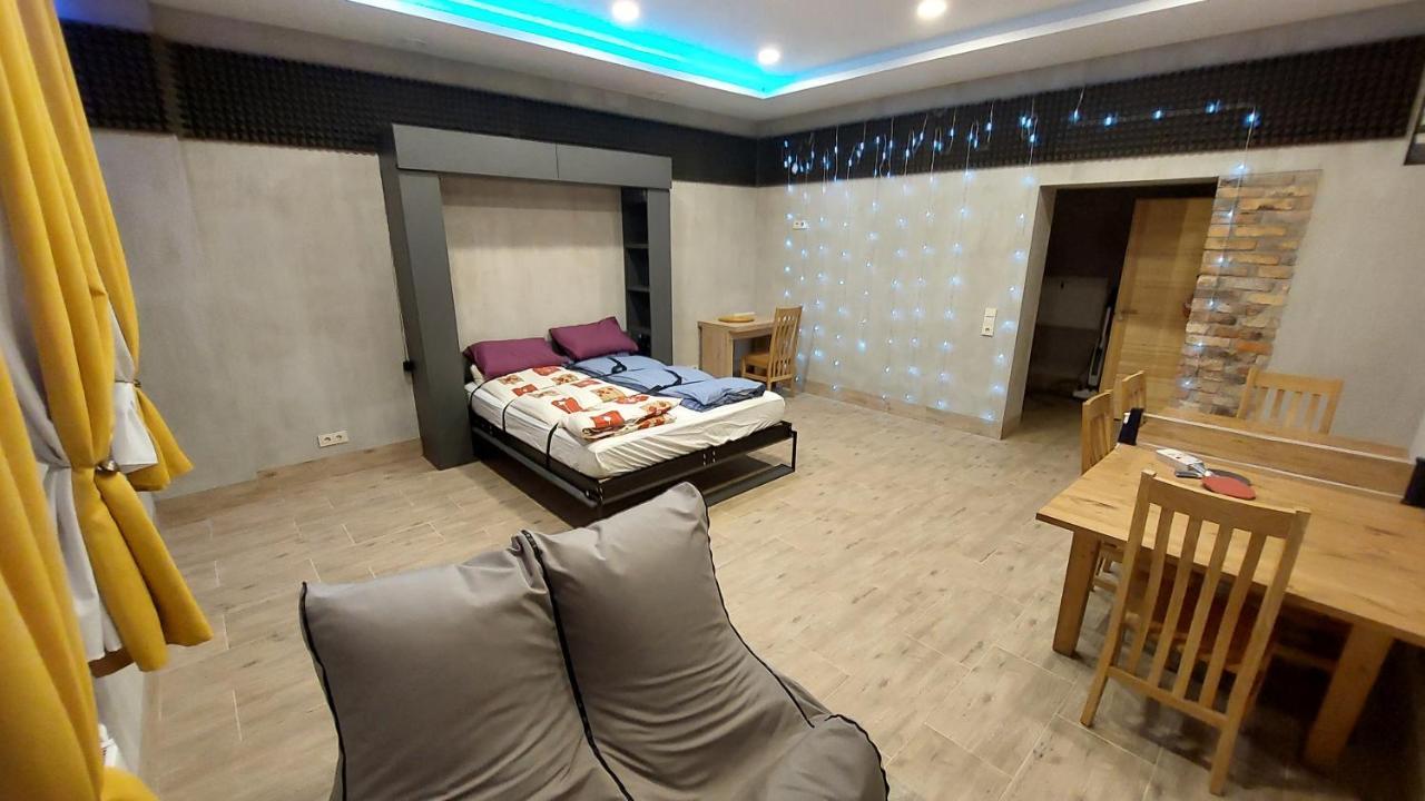 Fun And Chill Patalpu Ir Pirties Nuoma Apartment Vilnius Bagian luar foto
