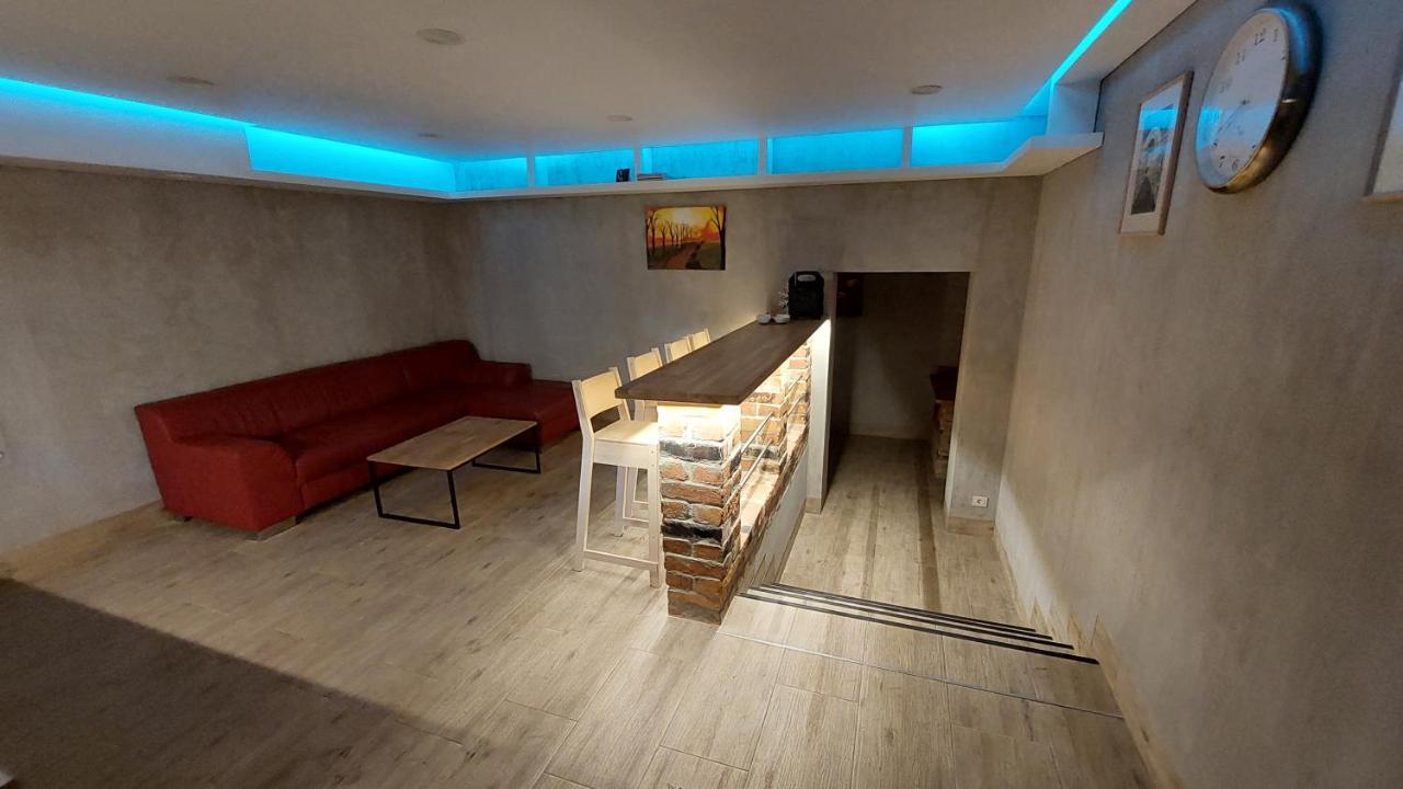 Fun And Chill Patalpu Ir Pirties Nuoma Apartment Vilnius Bagian luar foto