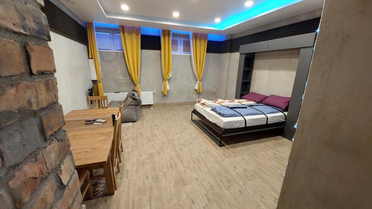 Fun And Chill Patalpu Ir Pirties Nuoma Apartment Vilnius Bagian luar foto