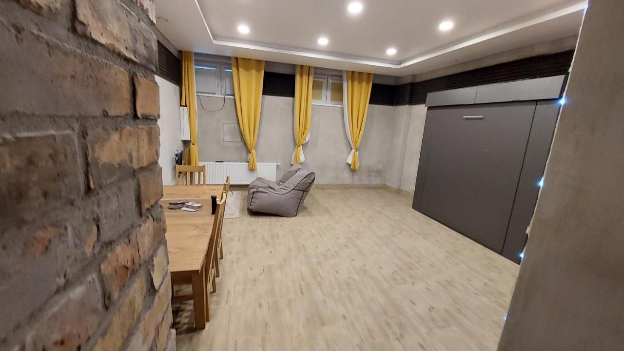 Fun And Chill Patalpu Ir Pirties Nuoma Apartment Vilnius Bagian luar foto
